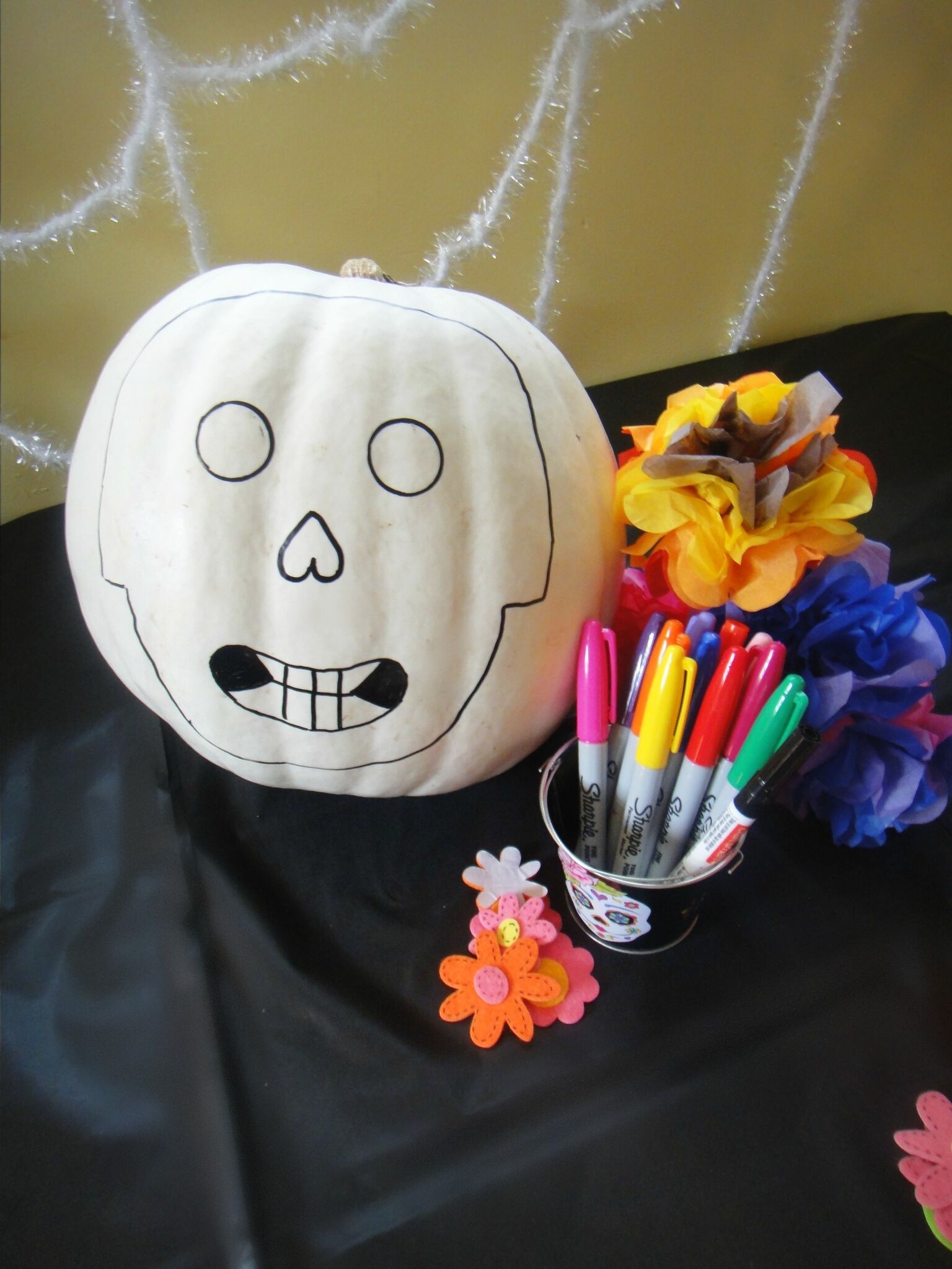 CELEBRATING DAY OF THE DEAD WITH PUMPKIN CRAFT
